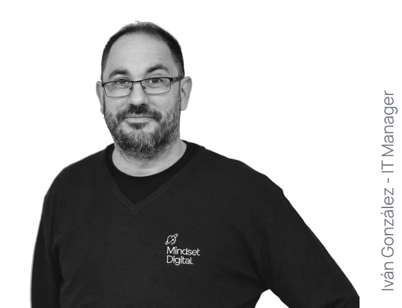 Ivan Gonzalez Azuara - diseñador gráficoy fullstack developer